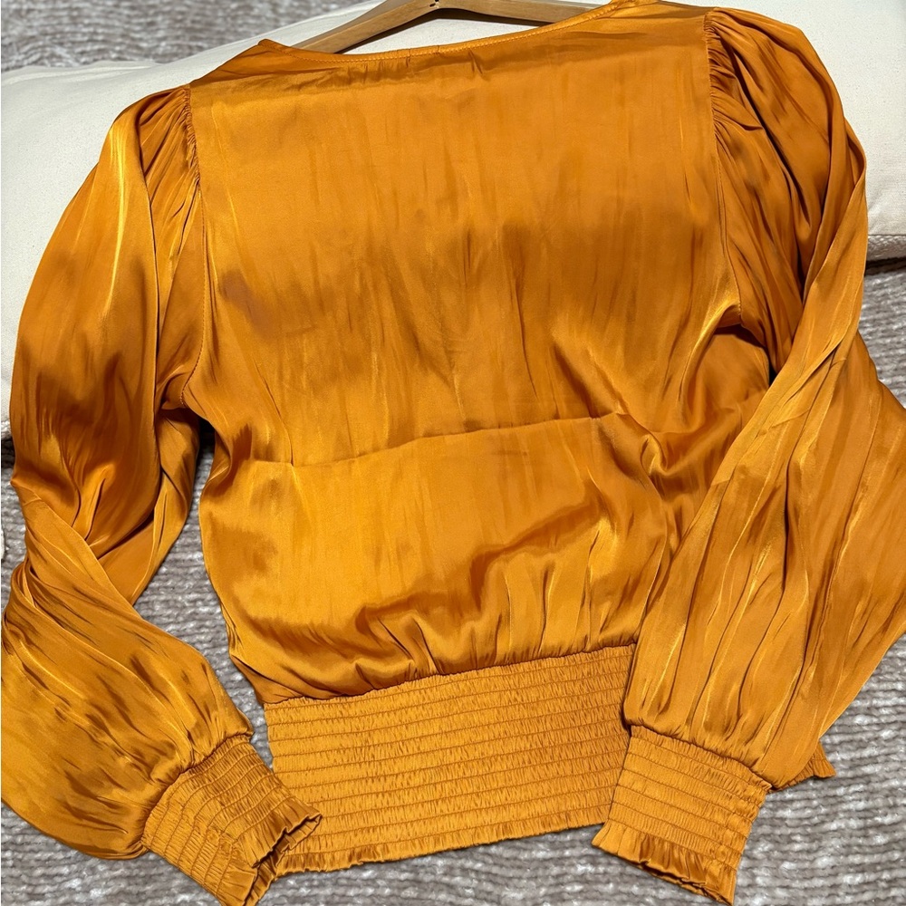 Joie Long Sleeve Golden Burnt Orange Blouse with smocked sleeves and hem.Size SM - Picture 4 of 5